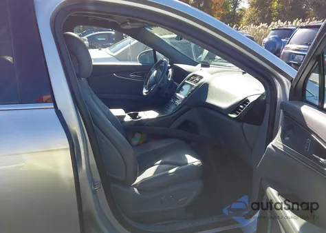 2019 Lincoln Nautilus Reserve from USA, damaged, VIN 2LMPJ8LP3KBL36164